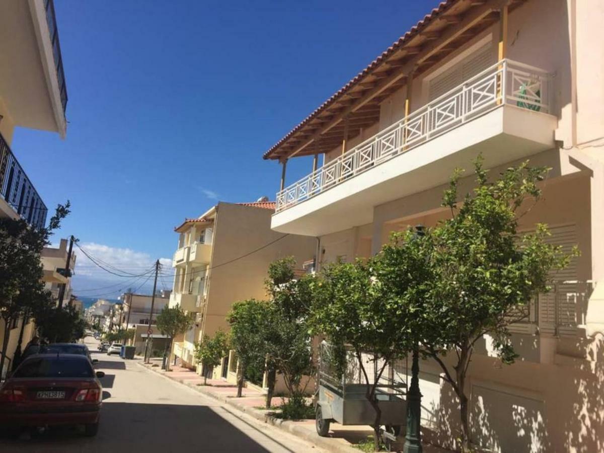דירות לוטראקי Azure Retreat מראה חיצוני תמונה