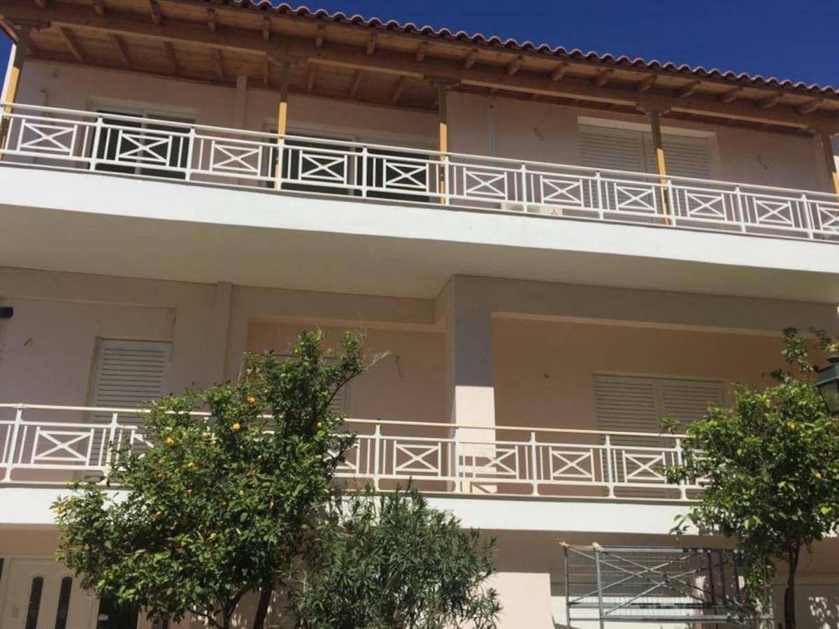 דירות לוטראקי Azure Retreat מראה חיצוני תמונה